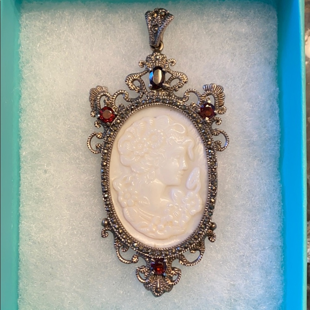 Vintage Gothic Silver Cameo Pendant